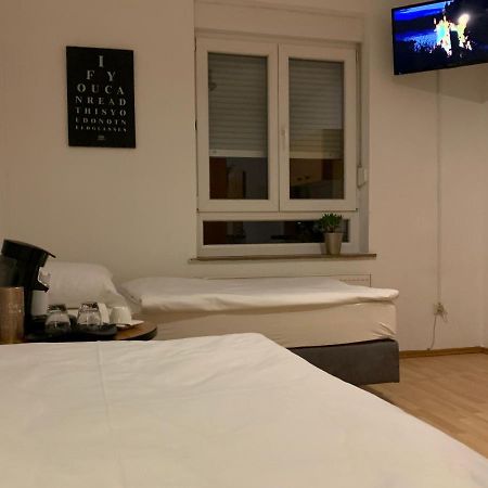 City Studio Am Hauptbahnhof Lejlighed Heilbronn Eksteriør billede